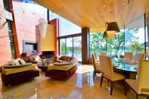 Custom Homes Interiors Modern Green Architecture 4